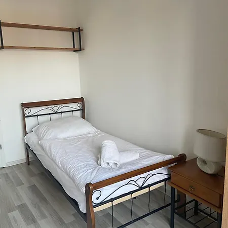 Апартаменты Motylkowa 125 M2 5 Pokoi