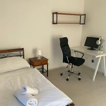 Motylkowa 125 M2 5 Pokoi *