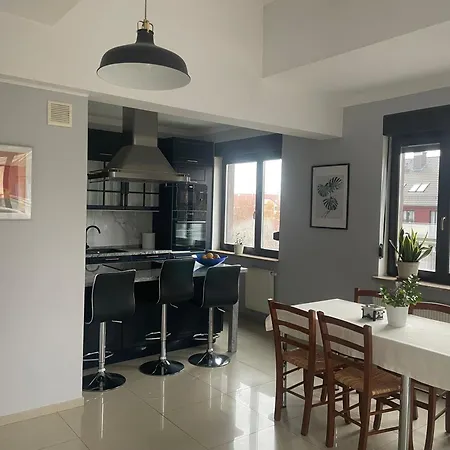 Motylkowa 125 M2 5 Pokoi * Wrocław