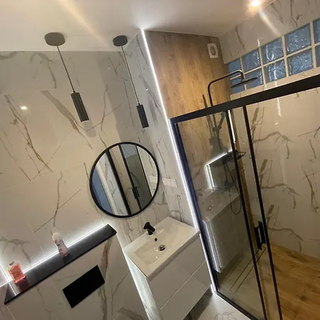 Motylkowa 125 M2 5 Pokoi * Wrocław